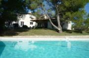 Location sur Aigues Vives : Villa AC0532 - Villa avec piscine