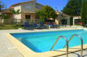 Location sur Aigues Vives : Villa AC2274 - Villa avec piscine