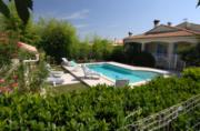 Location sur Aigues Vives : Villa AC2868 - Villa avec piscine