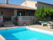 Location sur Aigues Vives : Villa AC4823 - Villa avec piscine